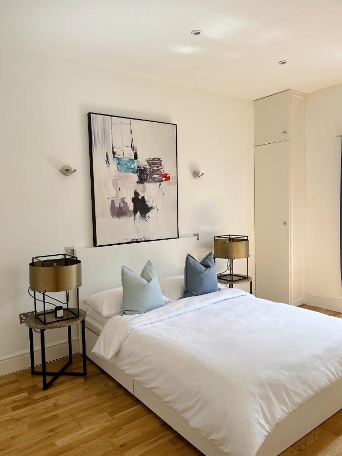 Modern And Light 2 Bed Flat In Sw2 Apartment London Bagian luar foto
